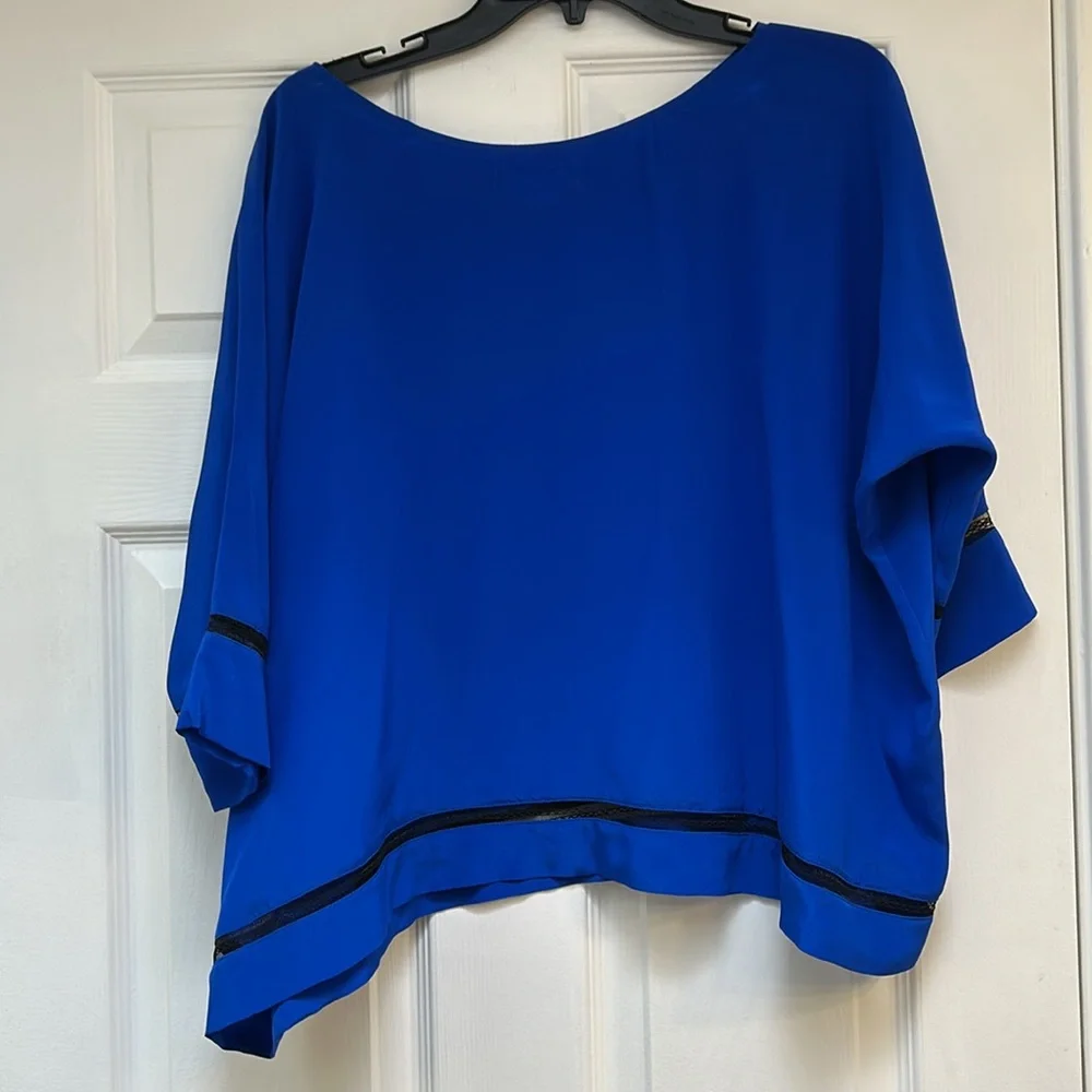 MYNE Ashley Ann Women's Silk  Pullover Top-Size 8  NWOT